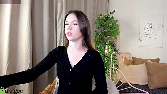 Snapshot of Nicole_Charm chatting on September 8, 2025, 9:14 pm Nicole Charm online show from September 8, 2025, 9:14 pm