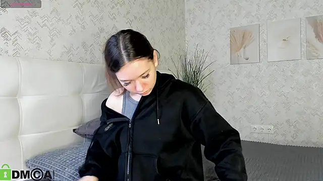 Snapshot of Nicole_Charm chatting on September 24, 2025, 8:04 pm Nicole Charm online show from September 24, 2025, 8:04 pm