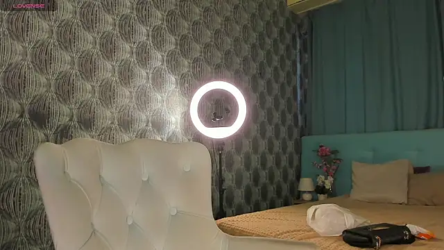 Snapshot of Nicole_Charm chatting on June 25, 2026, 11:54 pm Nicole Charm online show from June 25, 2026, 11:54 pm