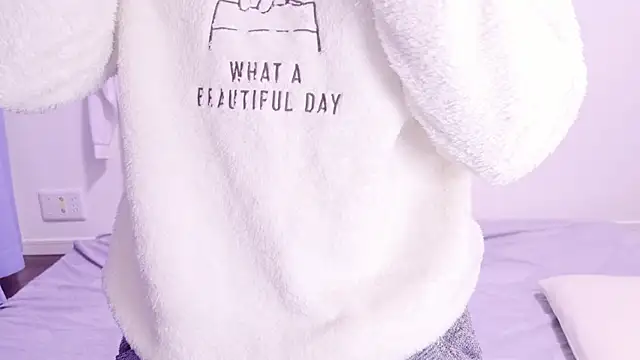 Snapshot of mari_tan_ch chatting on December 10, 2024, 10:38 am mari tan ch online show from December 10, 2024, 10:38 am