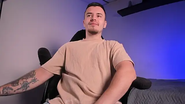 james connor2 online show from April 11, 2026, 6:44 pm