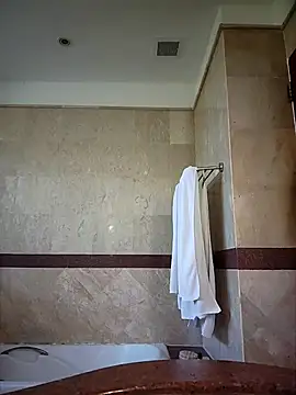 Izabella Bella online show from March 1, 2026, 7:19 am