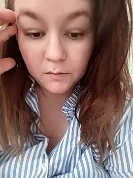 athenaambre69 online show from February 21, 2026, 1:02 pm