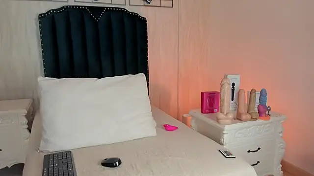 samara warren online show from December 3, 2025, 3:00 pm