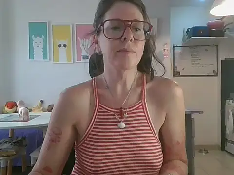 Calentandote online show from October 13, 2025, 8:32 pm