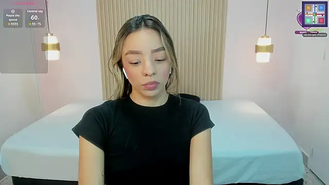 Snapshot of AliceRoss0 chatting on February 24, 2026, 9:26 pm AliceRoss0 online show from February 24, 2026, 9:26 pm