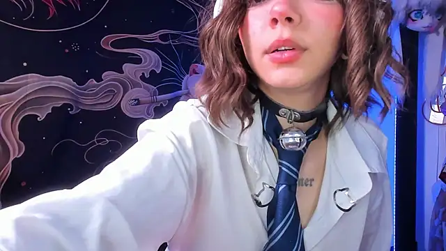 Snapshot of Alicedangerrr chatting on April 9, 2026, 12:34 am Alicedangerrr online show from April 9, 2026, 12:34 am