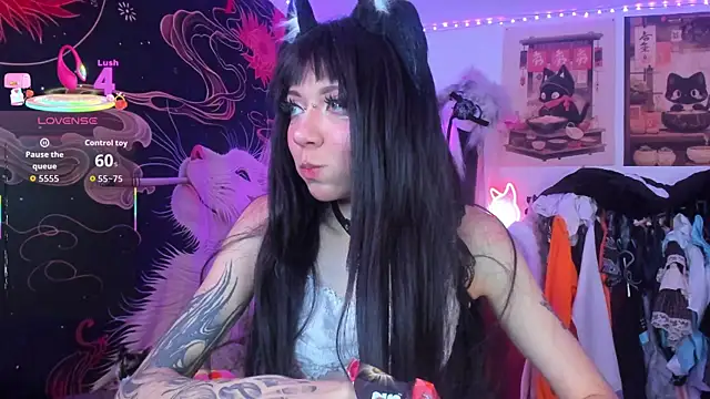 Snapshot of Alicedangerrr chatting on May 5, 2026, 1:08 am Alicedangerrr online show from May 5, 2026, 1:08 am