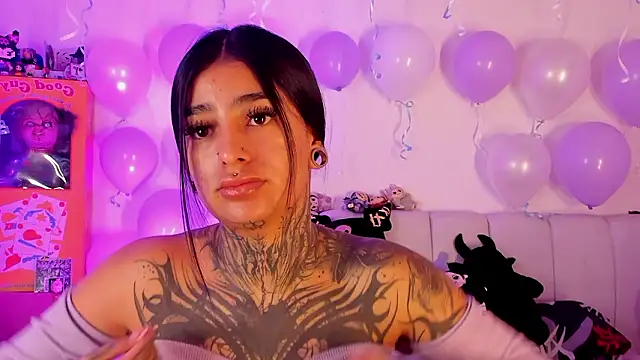 shadowcatt  online show from February 3, 2026, 8:58 pm