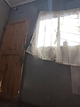 Mandindi001 online show from April 6, 2026, 12:50 pm