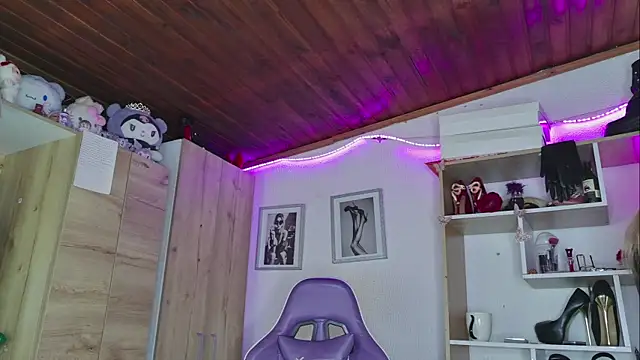 Snapshot of angelica_sparks chatting on July 20, 2026, 2:30 am angelica sparks online show from July 20, 2026, 2:30 am