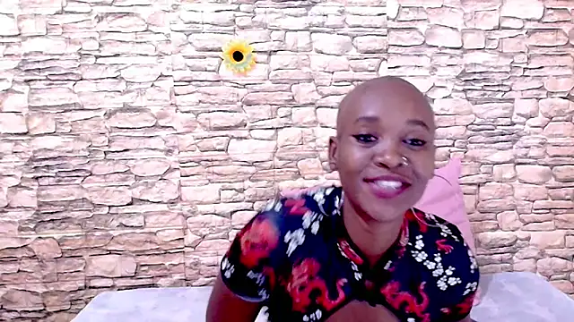 Snapshot of EbonyOlive69 chatting on May 28, 2026, 7:42 pm EbonyOlive69 online show from May 28, 2026, 7:42 pm