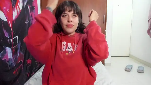 Lucyfx666 online show from January 7, 2026, 10:48 pm