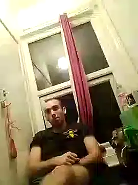 Snapshot of DrbigdickUK chatting on September 10, 2025, 10:42 pm DrbigdickUK online show from September 10, 2025, 10:42 pm
