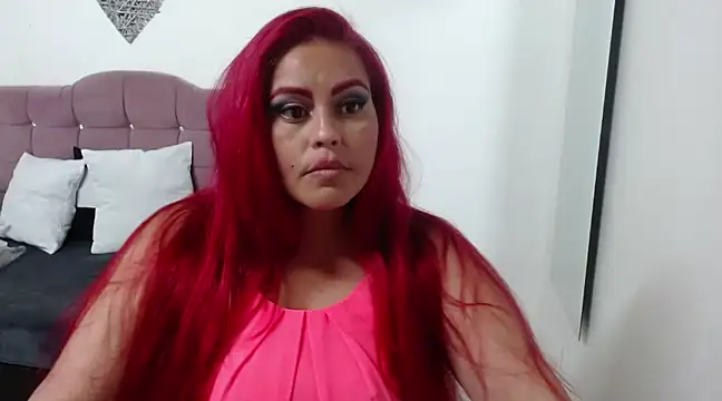 Snapshot of TerezaMendoza_ chatting on December 18, 2024, 2:21 am TerezaMendoza online show from December 18, 2024, 2:21 am