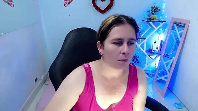 victoria jones online show from February 21, 2026, 1:35 pm