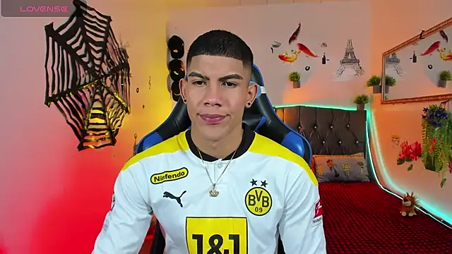 Damian latinxxx online show from October 7, 2025, 2:45 am