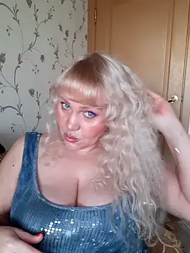 IsabellaBoni online show from March 23, 2026, 6:13 am