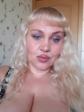 IsabellaBoni online show from March 16, 2026, 7:12 am