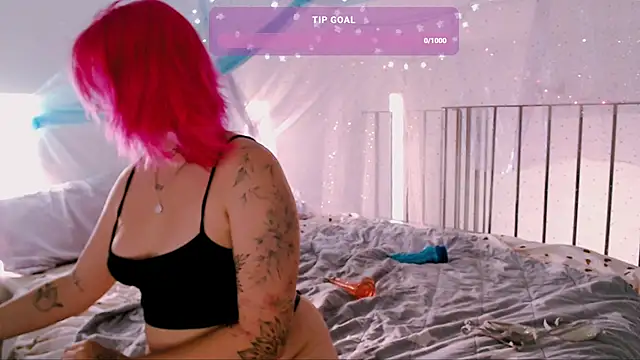 Snapshot of candy_lina chatting on April 2, 2026, 10:00 am candy lina online show from April 2, 2026, 10:00 am