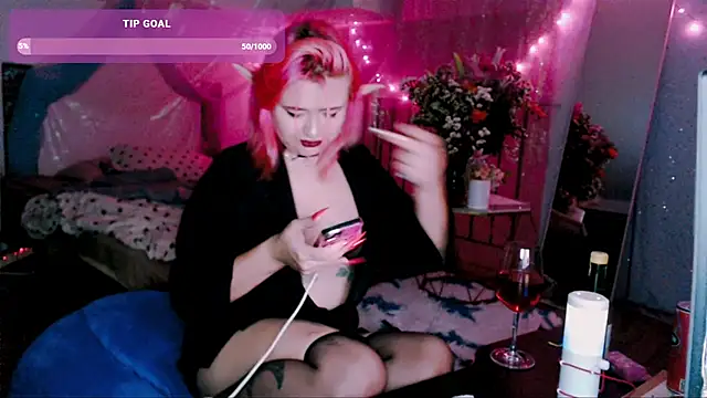 Snapshot of candy_lina chatting on April 25, 2026, 1:41 pm candy lina online show from April 25, 2026, 1:41 pm