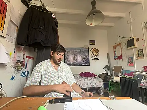 xxlbarcelona online show from April 1, 2026, 11:44 am