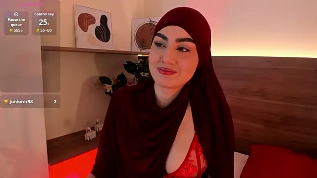 Snapshot of fatimarab chatting on June 17, 2026, 7:13 pm fatimarab online show from June 17, 2026, 7:13 pm