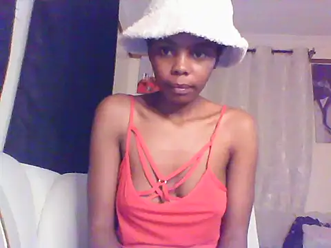 sweetanabella4 online show from March 28, 2026, 9:05 pm