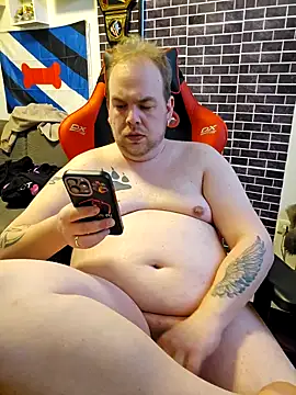 PupW0lfy online show from February 25, 2025, 3:20 pm