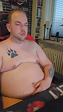 PupW0lfy online show from January 15, 2026, 10:18 am