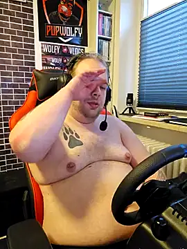 PupW0lfy online show from February 2, 2025, 7:30 am