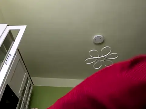 Milky hairy mommy online show from March 13, 2026, 8:19 am