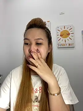 Odette68 online show from March 8, 2026, 6:28 am