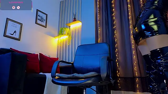 selena rogue online show from February 12, 2026, 11:43 am