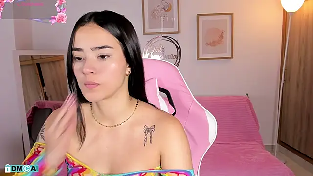 Veronica isaza   online show from October 30, 2025, 1:20 pm