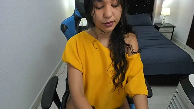 Snapshot of Debora_brown chatting on January 31, 2026, 9:24 pm Debora brown online show from January 31, 2026, 9:24 pm