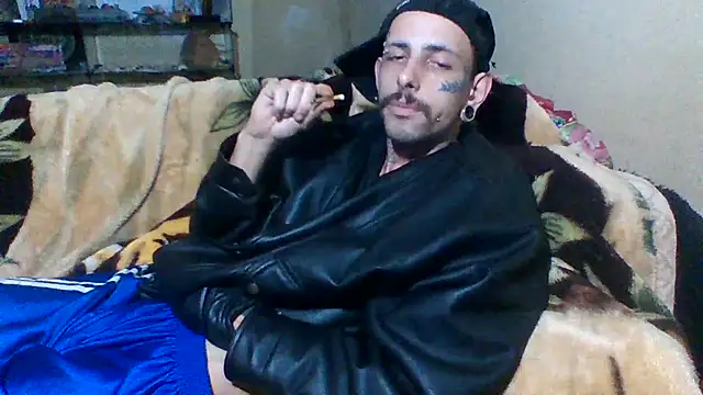 Snapshot of sellvageria chatting on October 10, 2025, 8:31 pm sellvageria online show from October 10, 2025, 8:31 pm