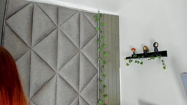 AbbyWathson online show from March 12, 2026, 11:47 am