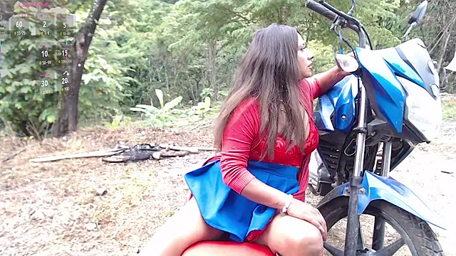 andreu mature online show from November 28, 2025, 2:17 pm