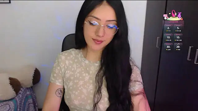 Suzanne abbey online show from November 9, 2025, 11:09 pm