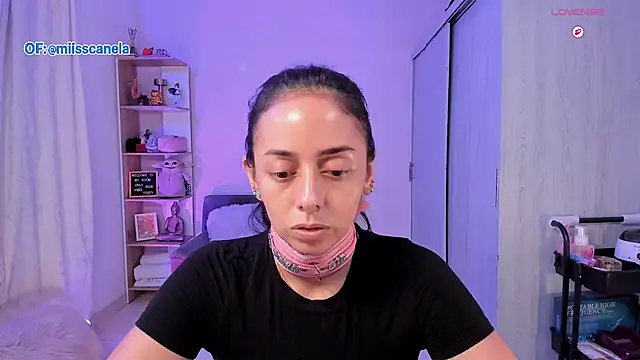 Aleja24Evans online show from November 27, 2025, 12:33 am