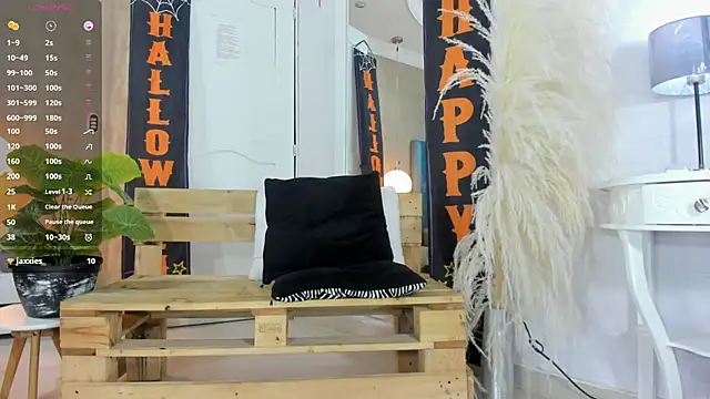 Snapshot of RicoBrown777_ chatting on October 27, 2025, 3:51 am RicoBrown777 online show from October 27, 2025, 3:51 am