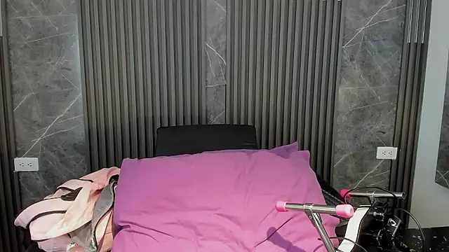 SaraiEvans online show from February 3, 2026, 3:26 am