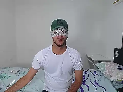 dirty boy horny online show from November 29, 2025, 11:27 pm