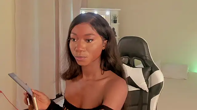 SavannahWildee online show from March 2, 2025, 2:36 pm