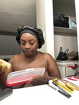 LillShayy online show from February 14, 2025, 11:20 pm