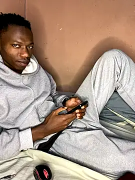 fireboyafrica online show from October 3, 2025, 10:33 pm