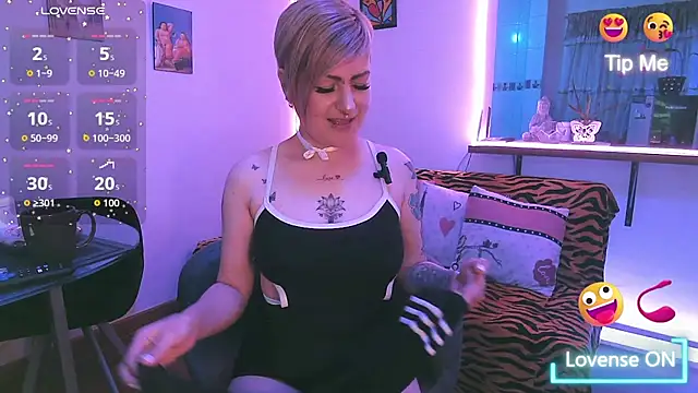 Maria fernandaxxx  online show from December 14, 2025, 9:09 pm