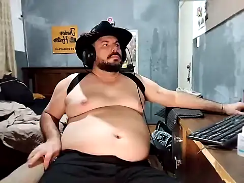 bumbumtatuado online show from April 11, 2026, 10:57 pm