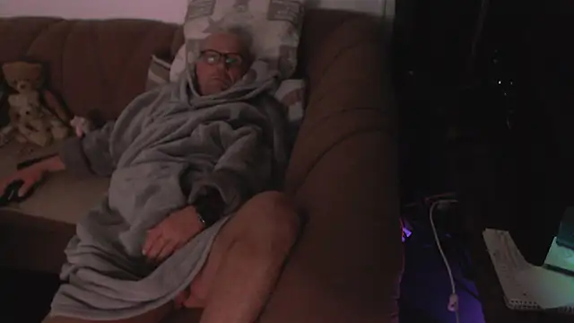 Nomi1612 online show from October 19, 2025, 10:12 pm